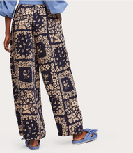SCOTCH & SODA- PRINTED WIDE LEG TROUSERS