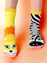 LION & ZEBRA - KIDS MISMATCHED SOCKS